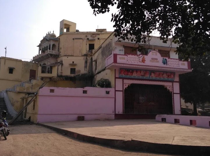 Atta Mandir, Alwar, Rajasthan - Vushii.com Atta Mandir, Alwar, Rajasthan - Vushii.com